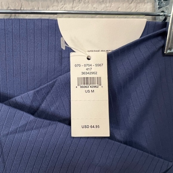 NWT Aerie Offline Sky Blue Super Flare Crossover Leggings size medium - Picture 4 of 6